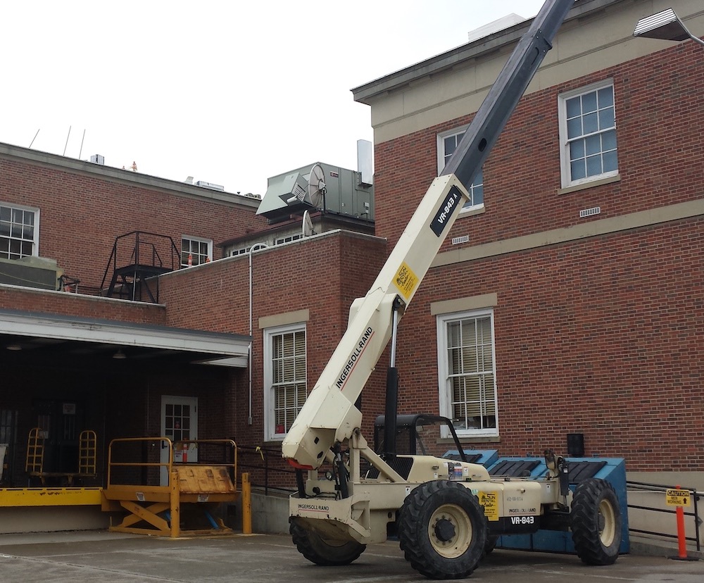 Telescopic Forklifting PVC Roofing Materials - US Post Office in Bonners Ferry, Idaho