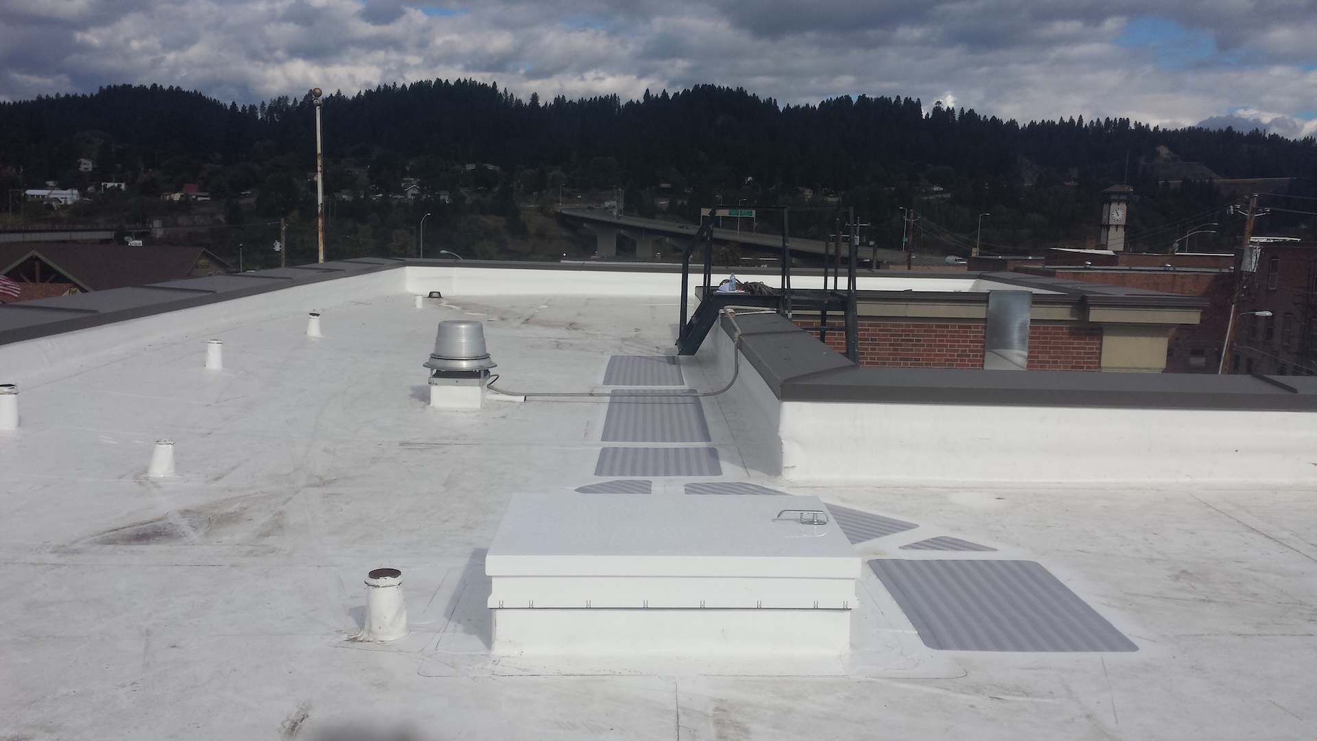 New PVC Roof - United States Post Office Building in Bonners Ferry, Idaho